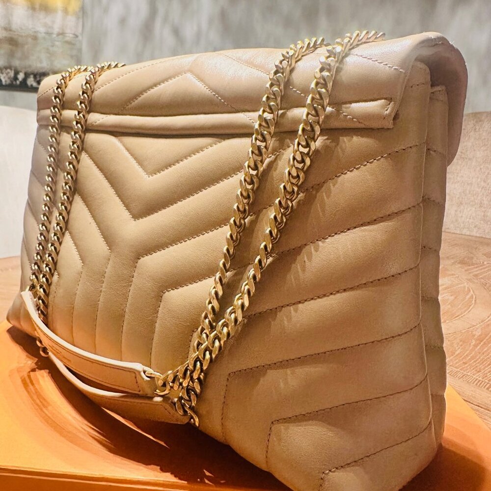 Saint Laurent Loulou Medium Shoulder Bag | Tan Leather | Gold Hardware | Authent